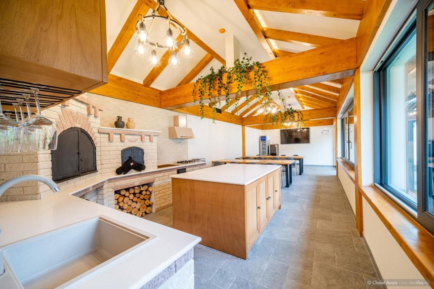 Anais Chalet Campulung Moldovenesc Bagian luar foto